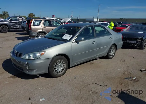 2005 Toyota Camry Le из США, поврежденный, VIN 4T1BE32K45U984596